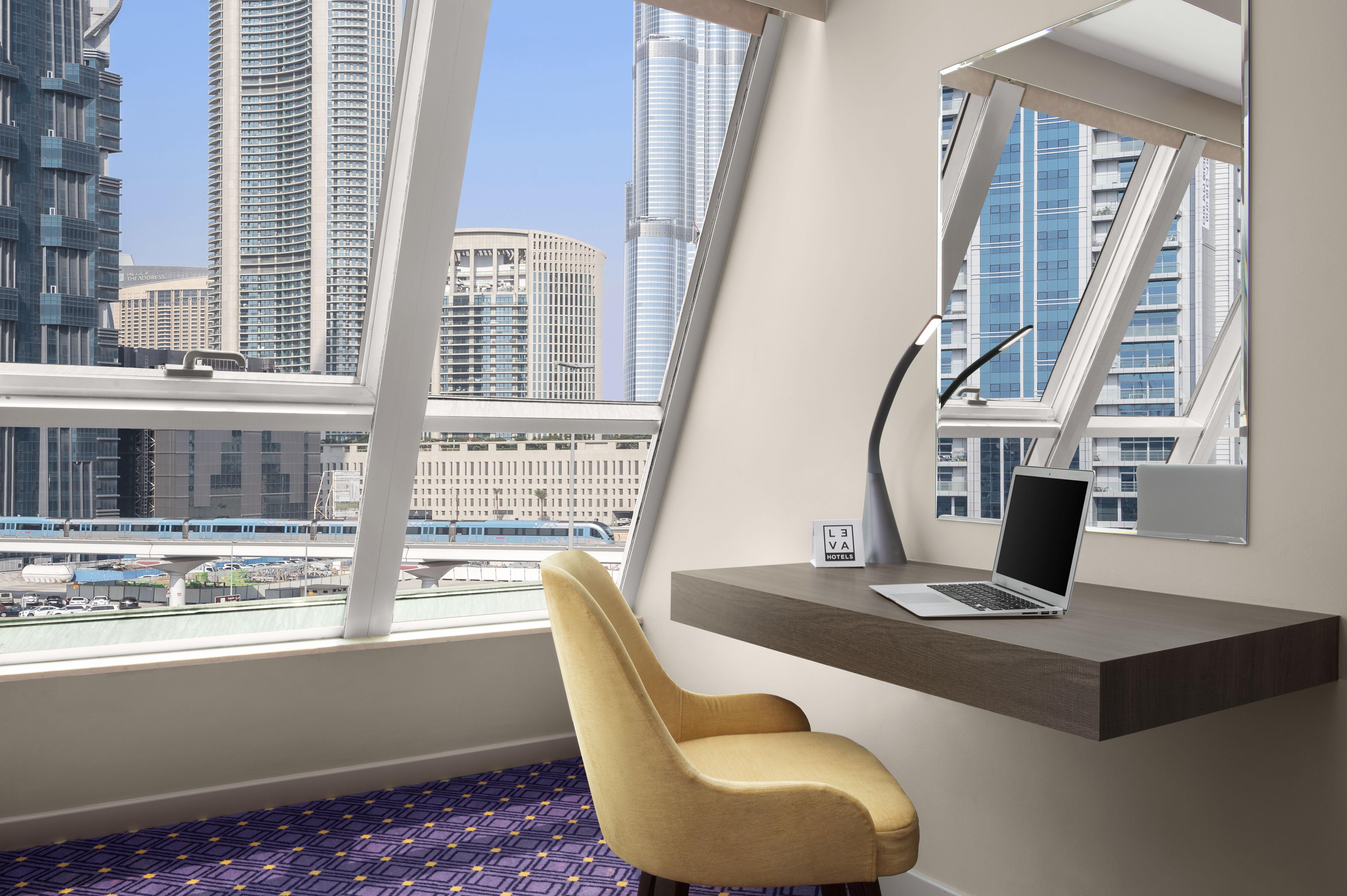 Leva Hotel Mazaya Centre Dubai Esterno foto
