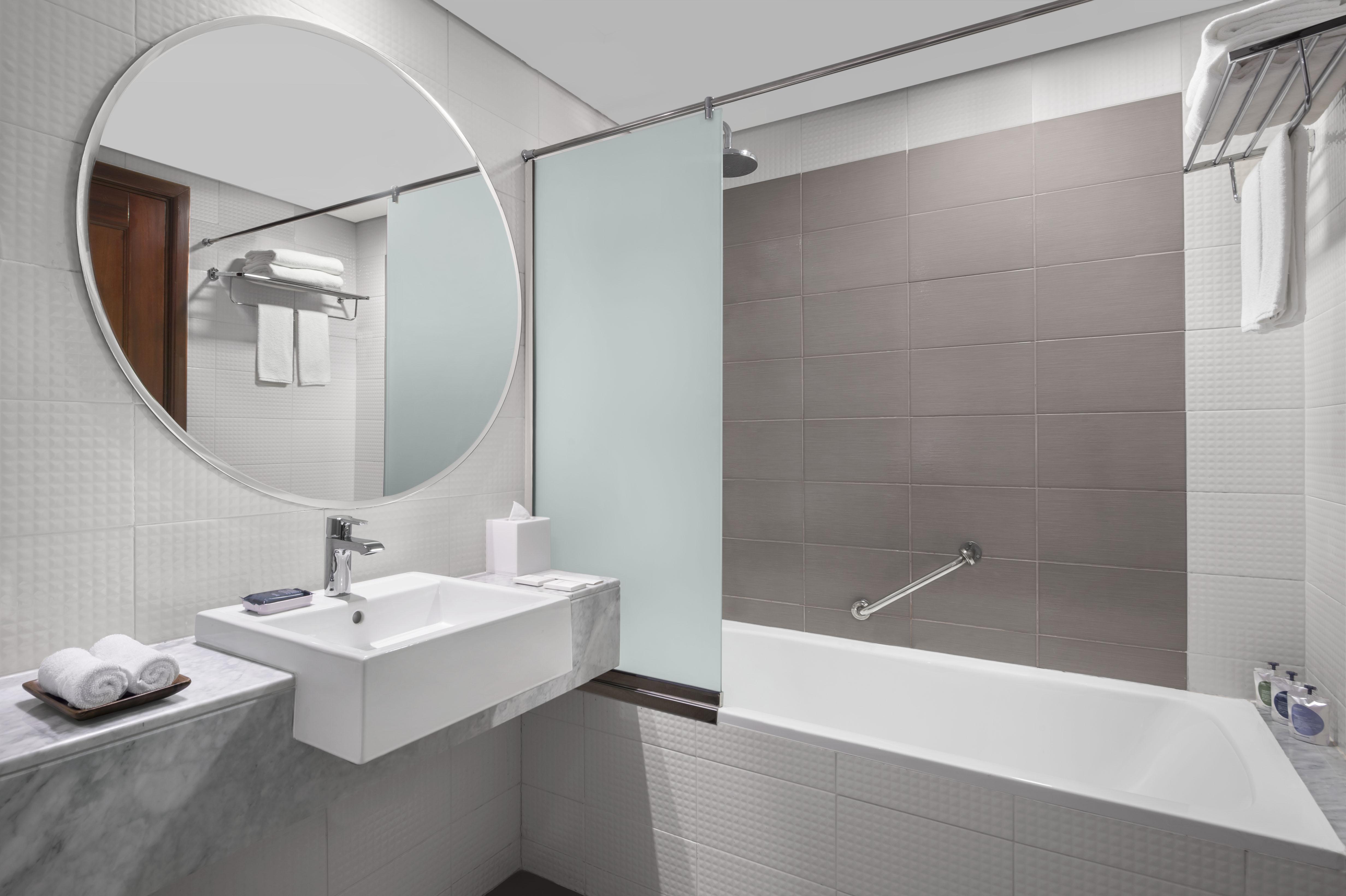 Leva Hotel Mazaya Centre Dubai Esterno foto