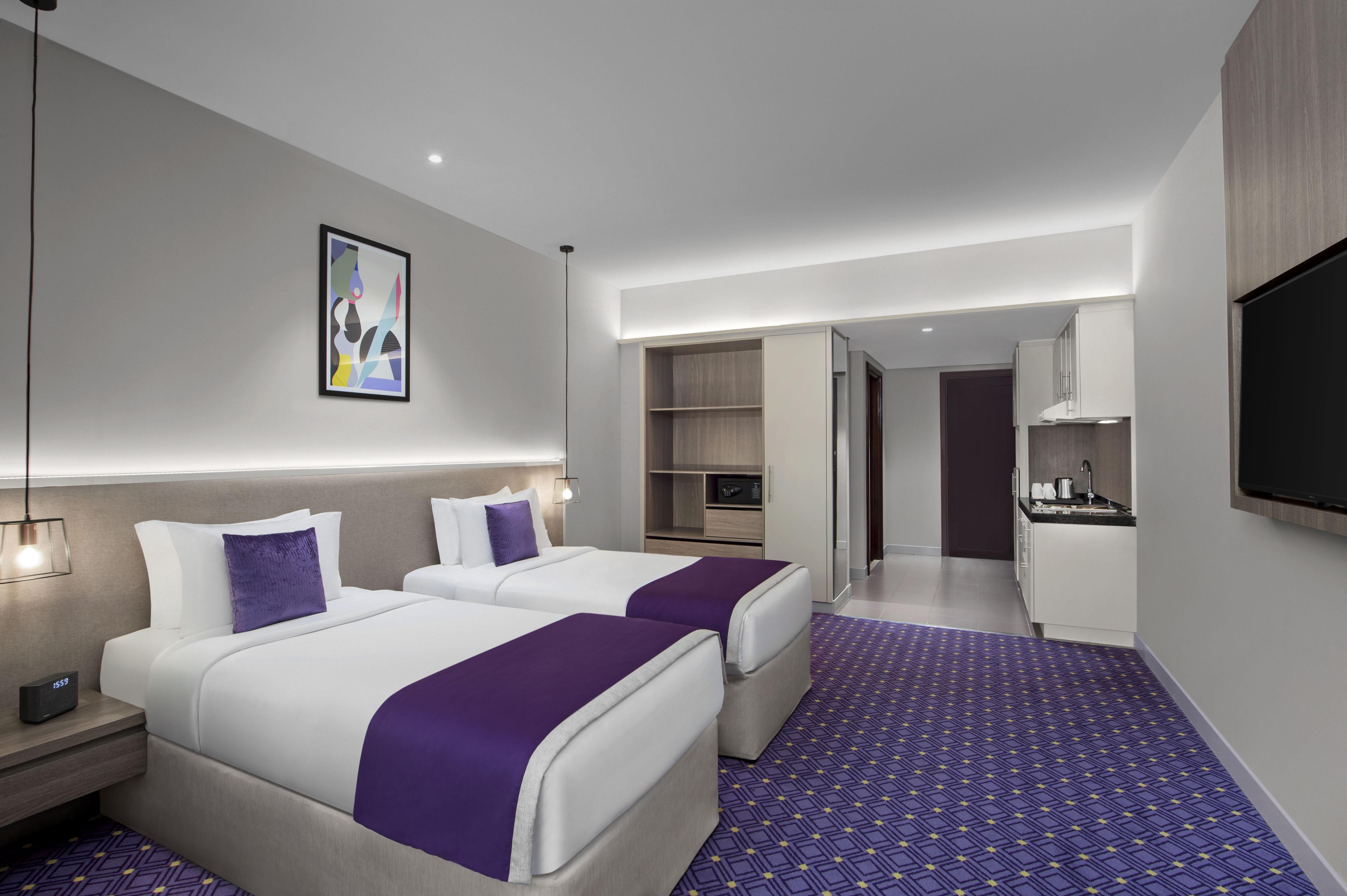 Leva Hotel Mazaya Centre Dubai Esterno foto
