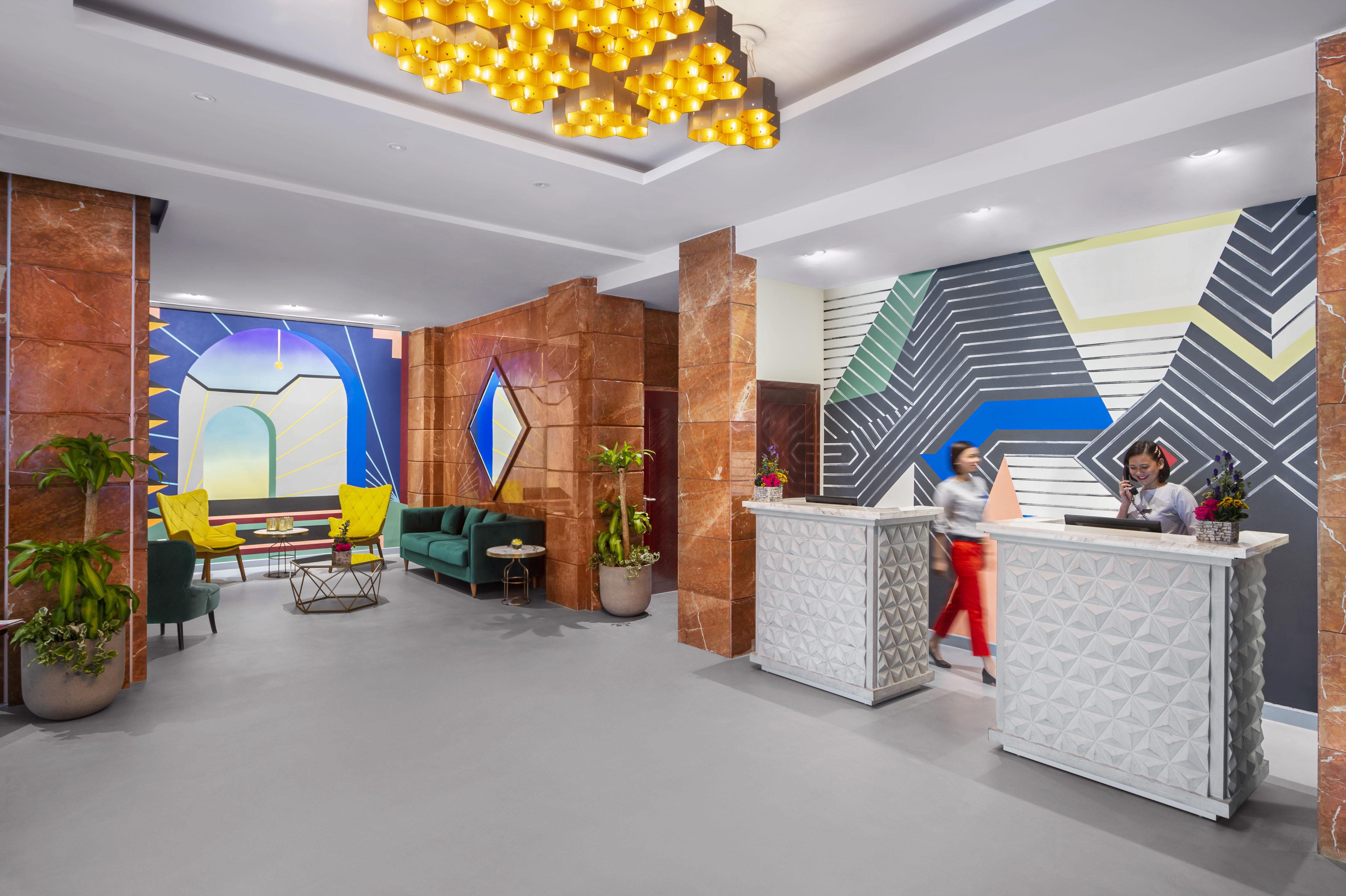 Leva Hotel Mazaya Centre Dubai Esterno foto