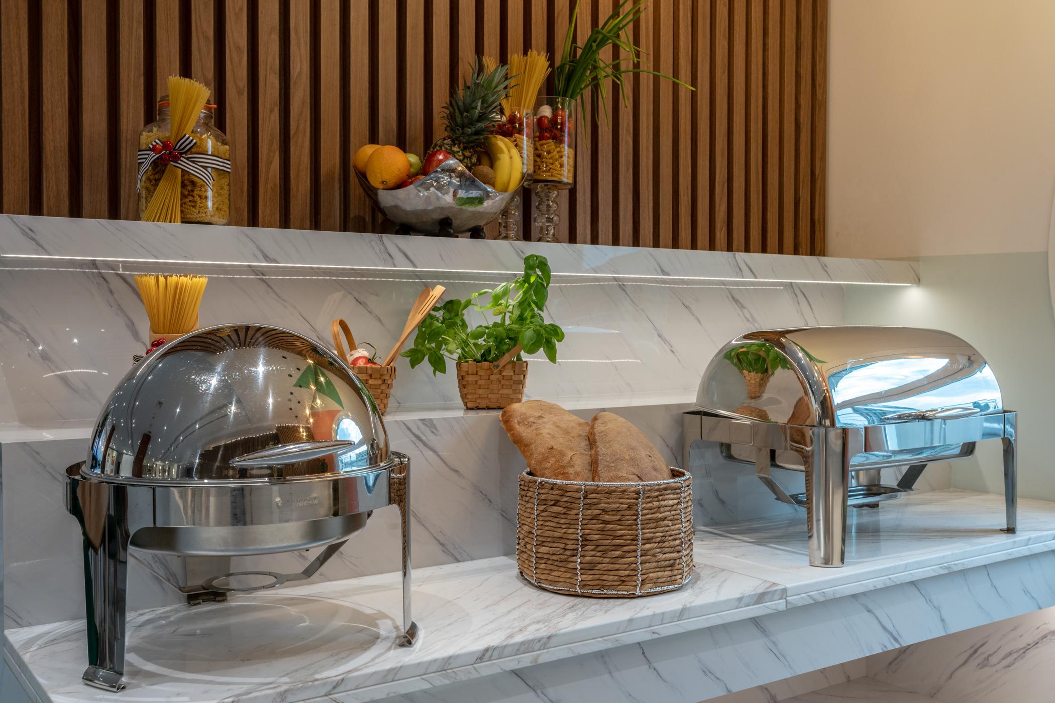 Leva Hotel Mazaya Centre Dubai Esterno foto