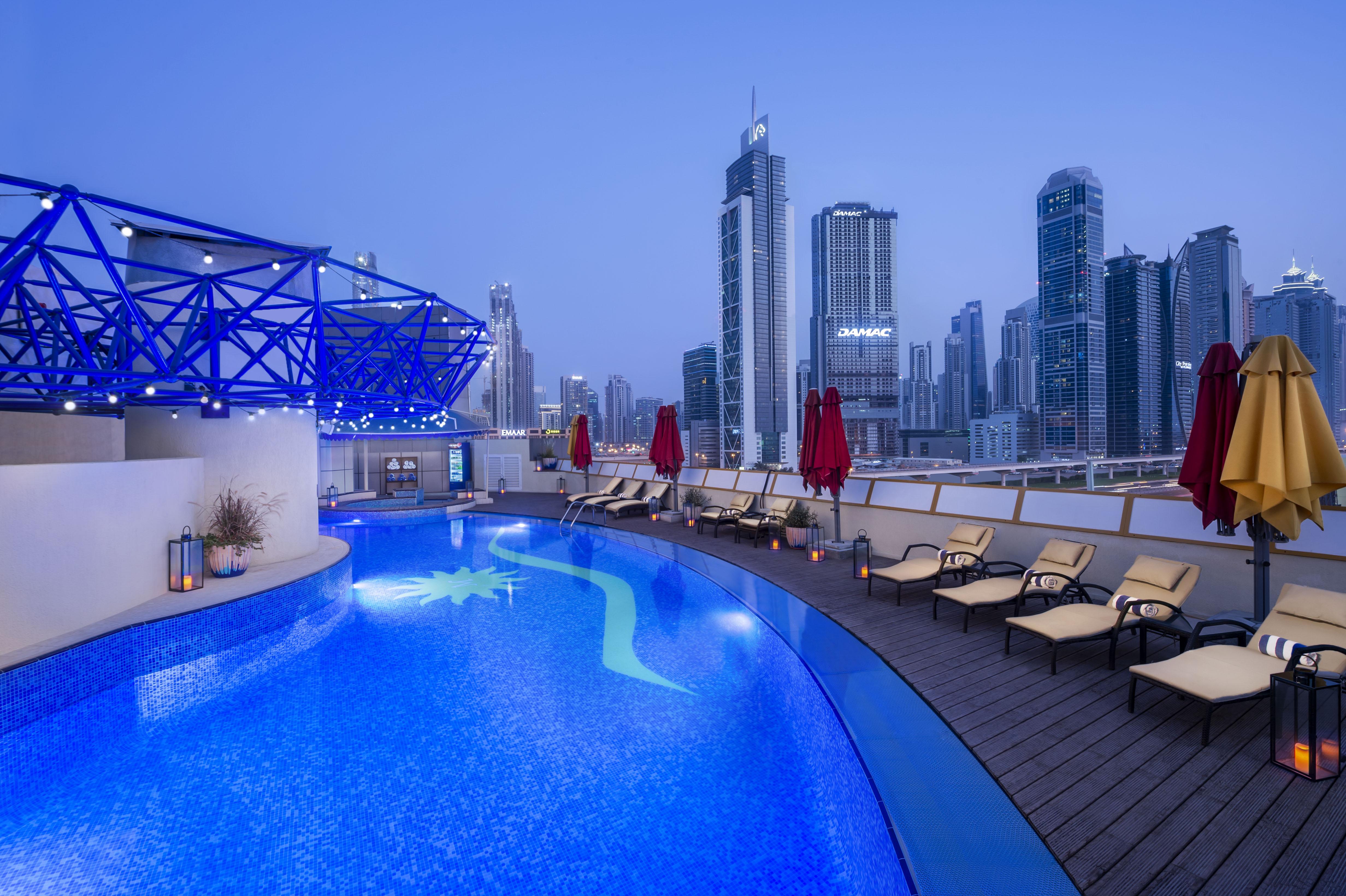 Leva Hotel Mazaya Centre Dubai Esterno foto